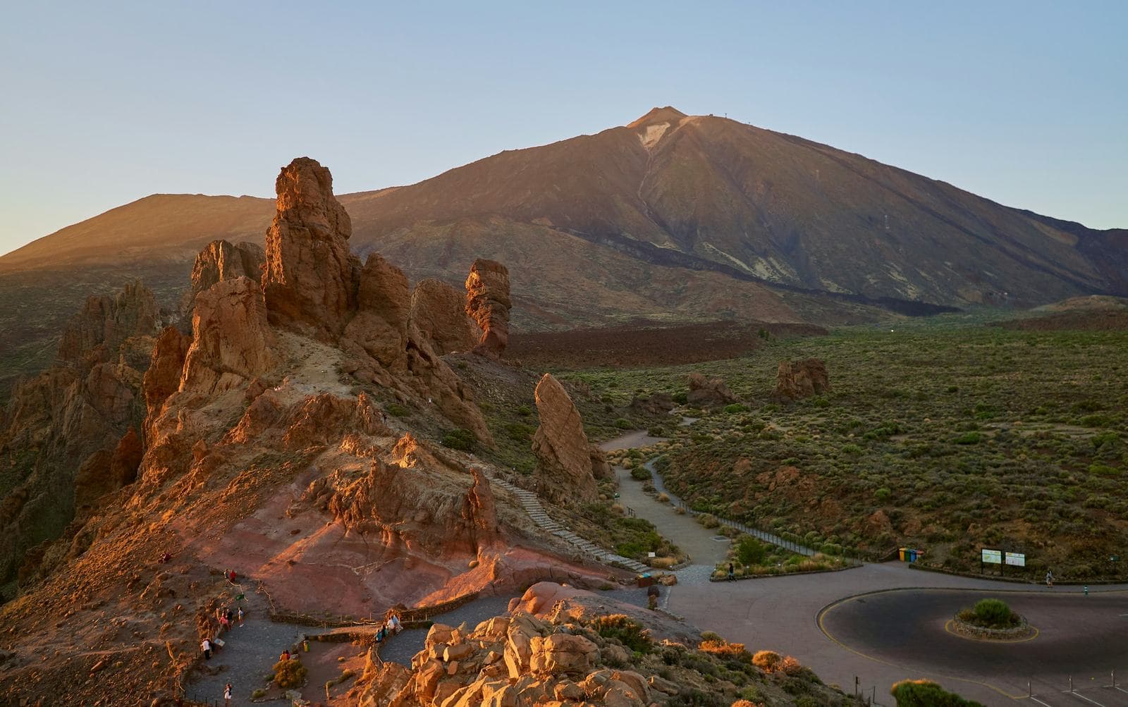 Felsformationen im Nationalpark vor dem Teide auf Teneriffa